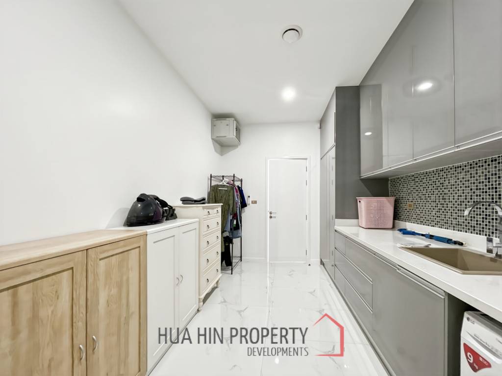 Luxurious Modern 3 Bedroom Villa with Pool in Aria Hua Hin 1