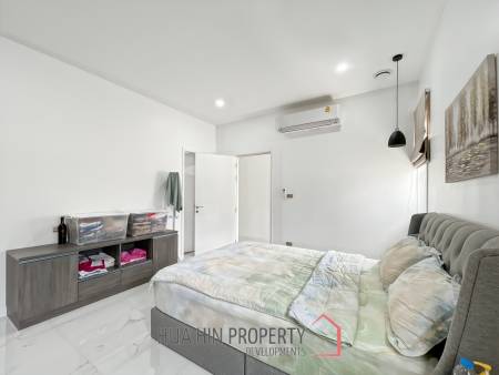Luxurious Modern 3 Bedroom Villa with Pool in Aria Hua Hin 1