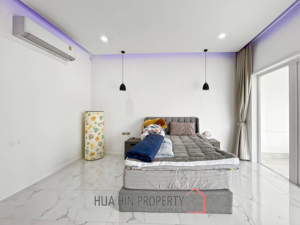 Luxurious Modern 3 Bedroom Villa with Pool in Aria Hua Hin 1
