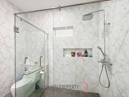 Luxurious Modern 3 Bedroom Villa with Pool in Aria Hua Hin 1