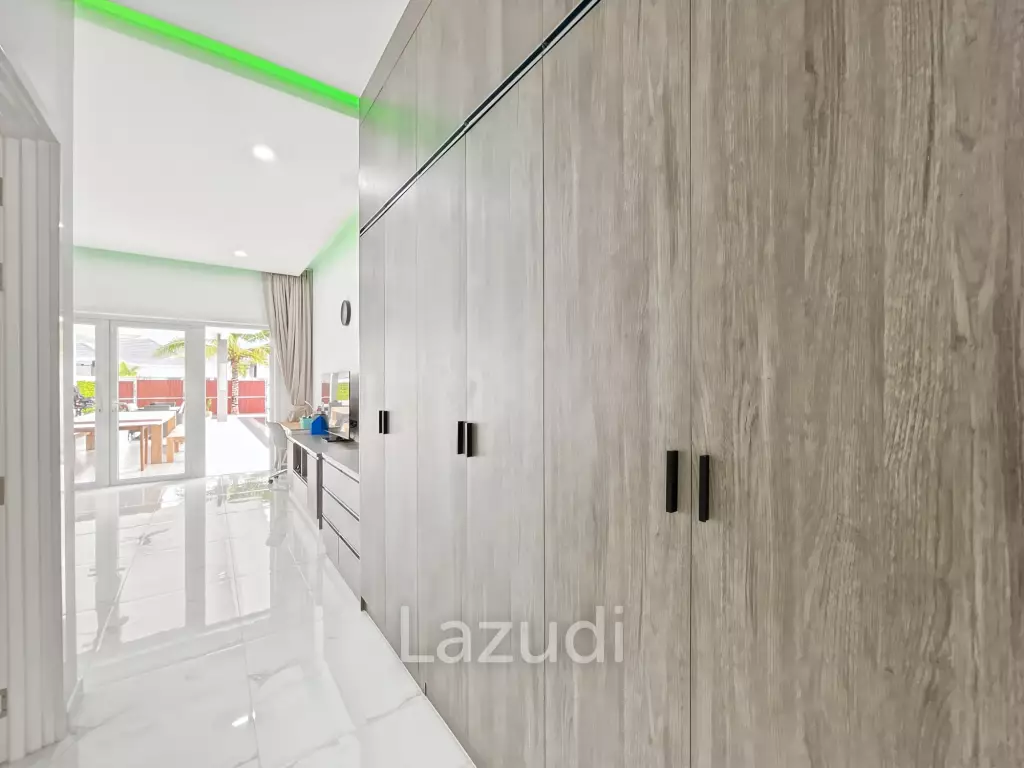 Luxurious Modern 3 Bedroom Villa with Pool in Aria Hua Hin 1