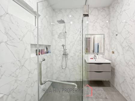 Luxurious Modern 3 Bedroom Villa with Pool in Aria Hua Hin 1