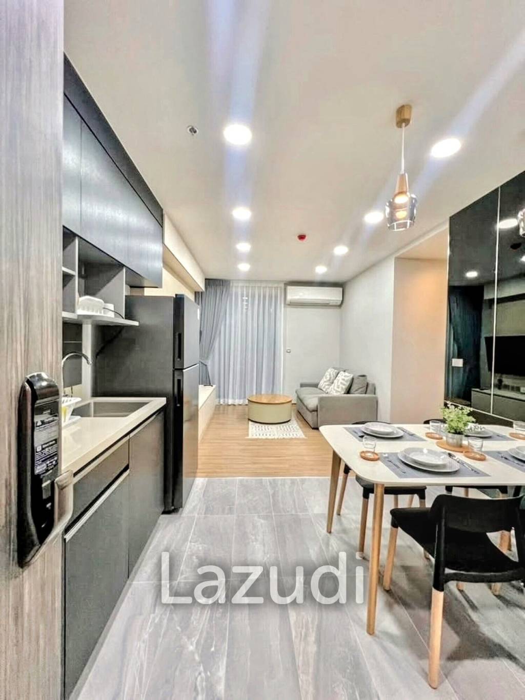 2 Bedroom 2 Bathroom 60 SQ.M Q Prasarnmit