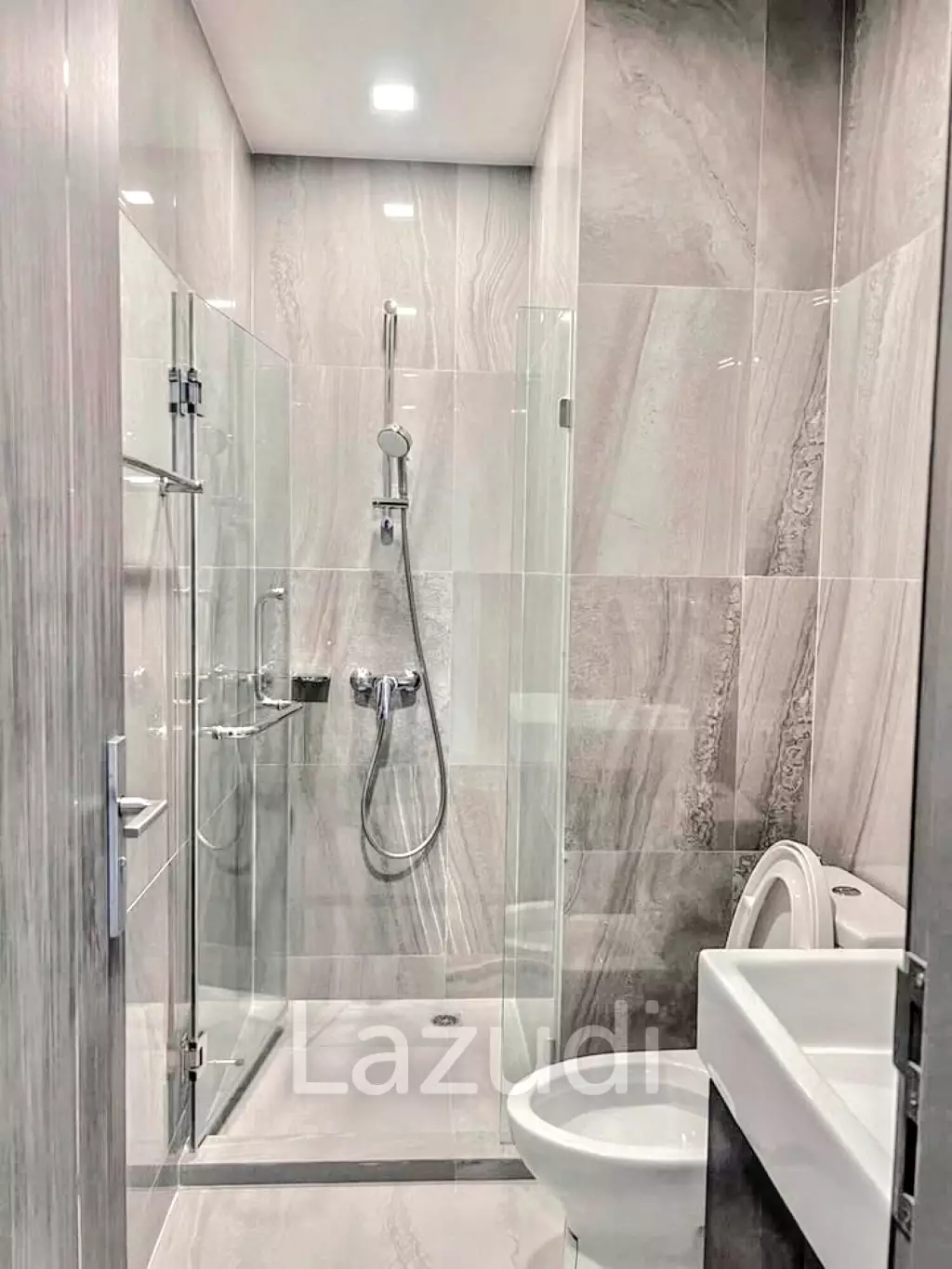 2 Bedroom 2 Bathroom 60 SQ.M Q Prasarnmit