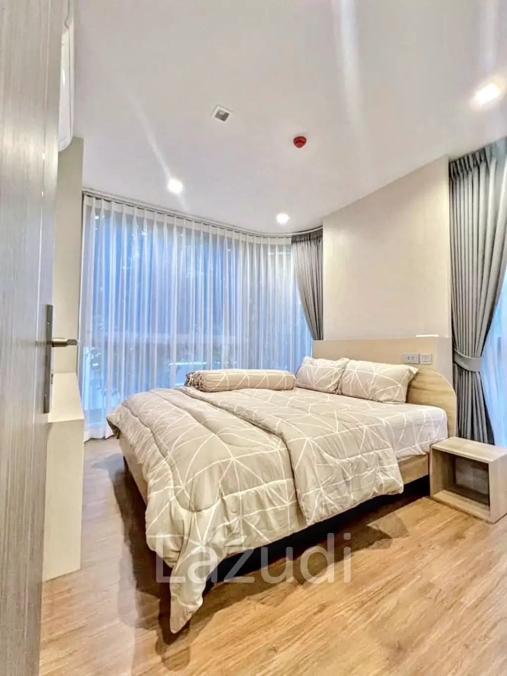 2 Bedroom 2 Bathroom 60 SQ.M Q Prasarnmit