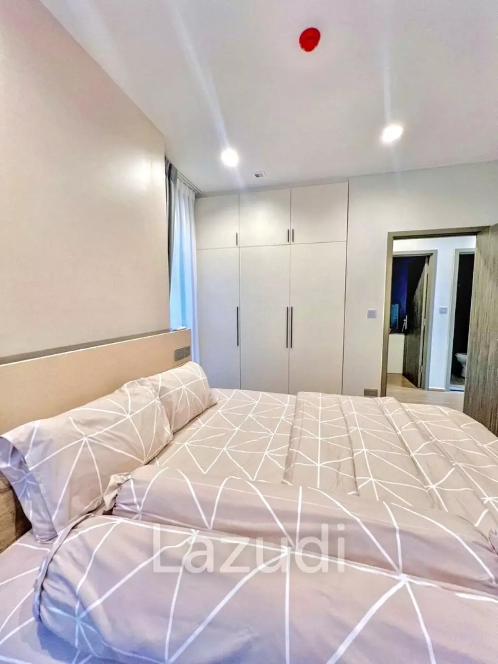 2 Bedroom 2 Bathroom 60 SQ.M Q Prasarnmit