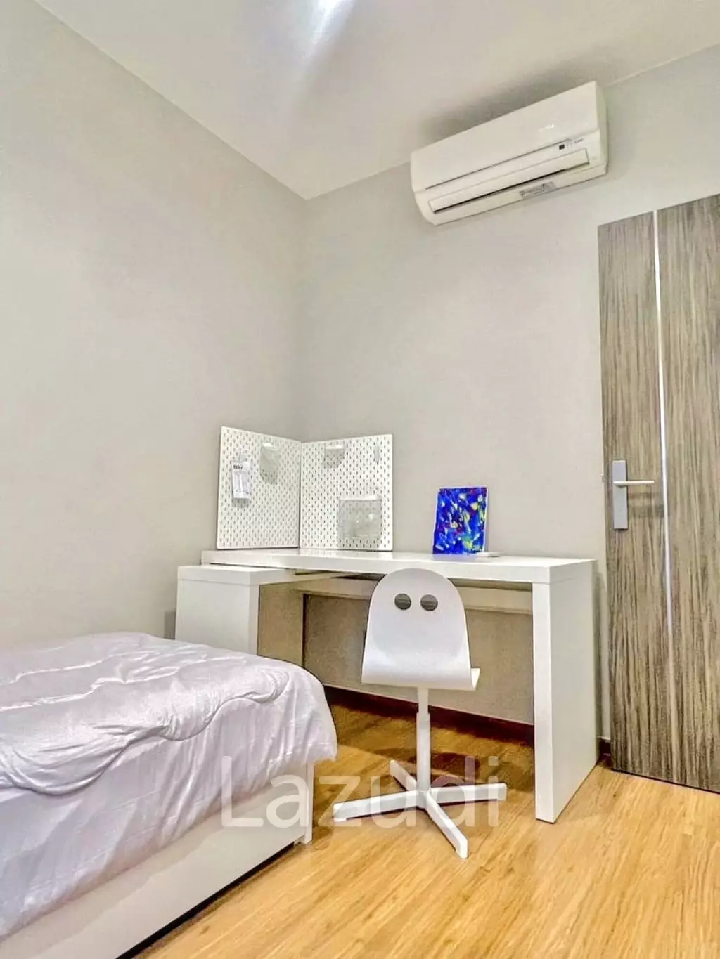2 Bedroom 2 Bathroom 60 SQ.M Q Prasarnmit