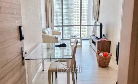 1 Bed 1 Bath 52 SQ.M The Room Sukhumvit 21