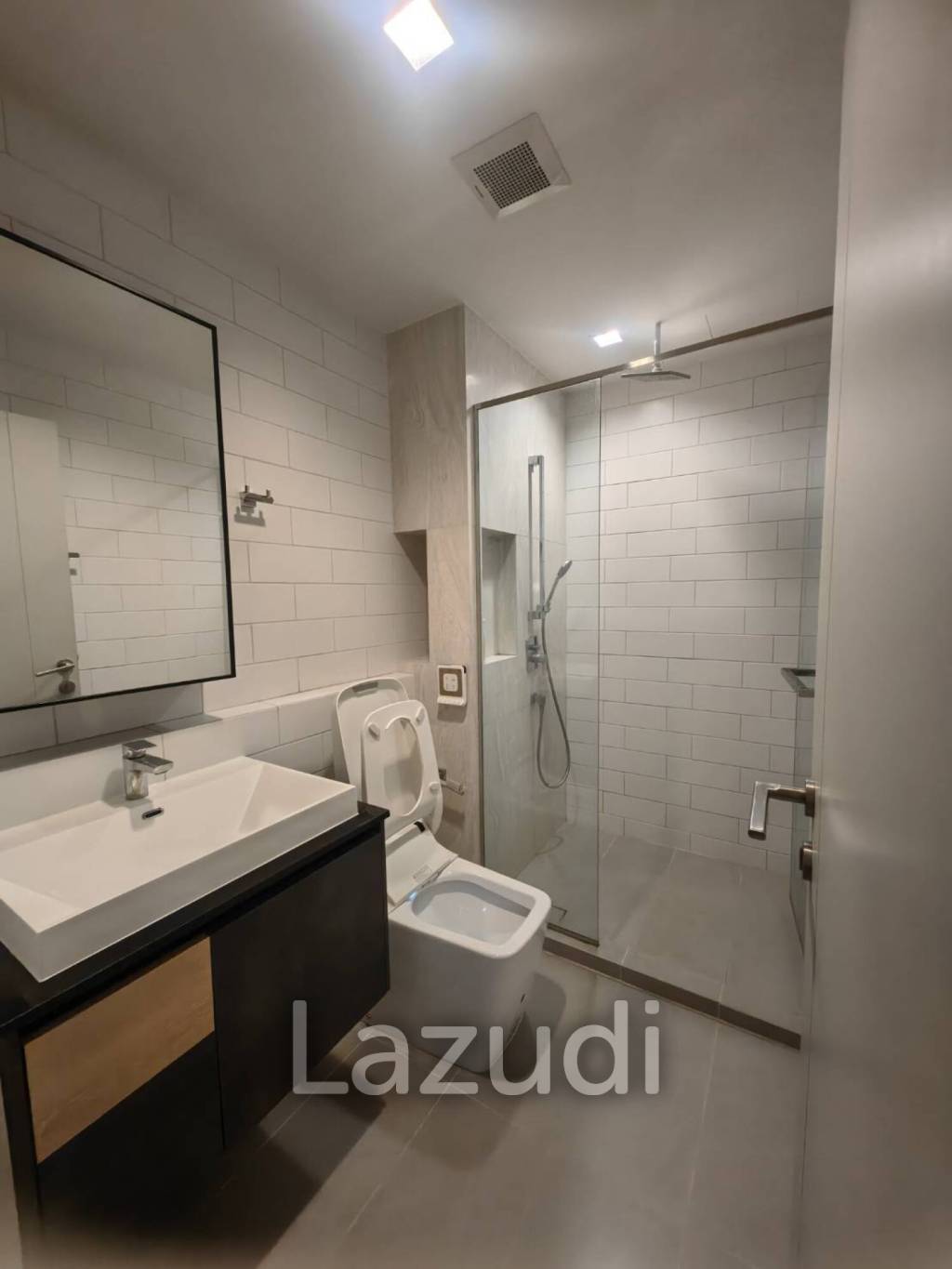 1 Bed 1 Bath  35 Sqm THE LINE Jatujak - Mochit