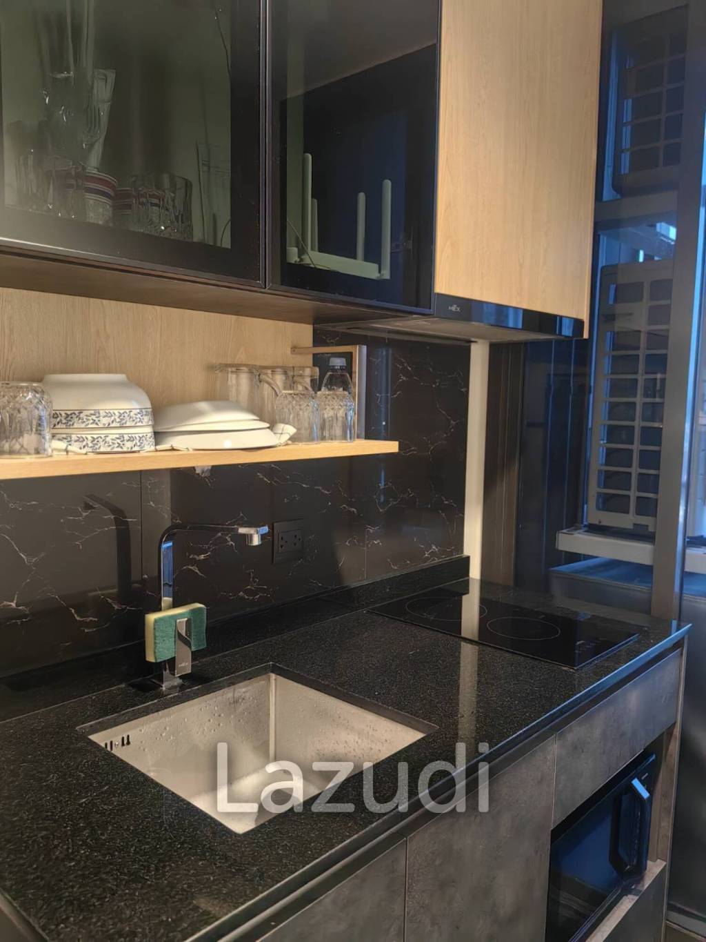 1 Bed 1 Bath  35 Sqm THE LINE Jatujak - Mochit