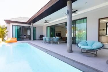 Moden 3 Bedroom Pool Villa For Rent In Soi Pasak 3, Thalang