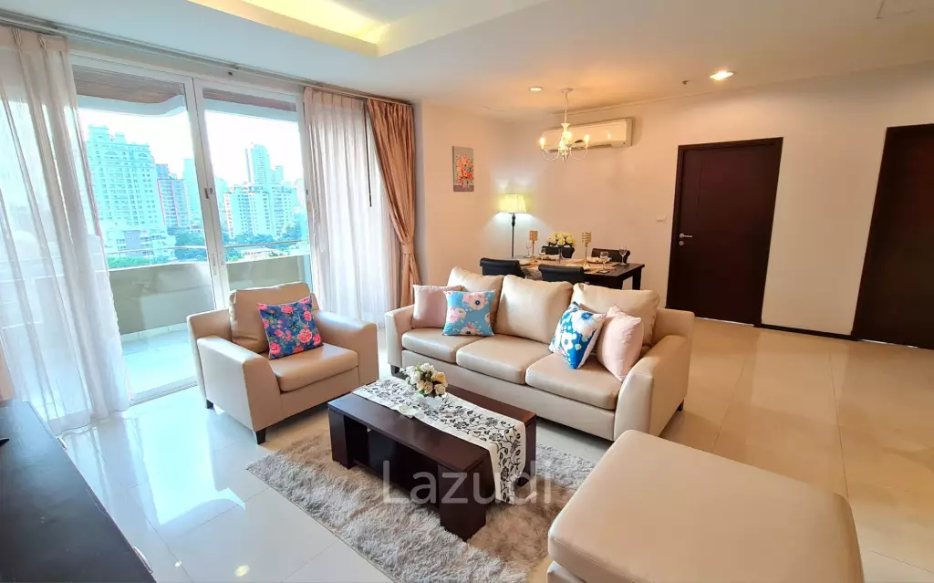 2 Bedrooms 2 Bathrooms 173 SQ.M Piyathip Place