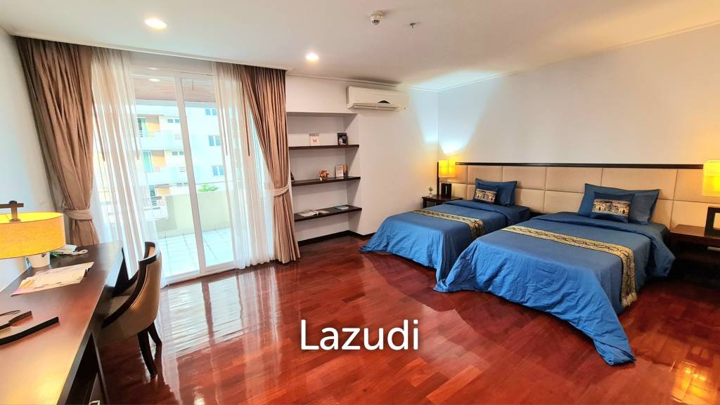 2 Bedrooms 2 Bathrooms 173 SQ.M Piyathip Place