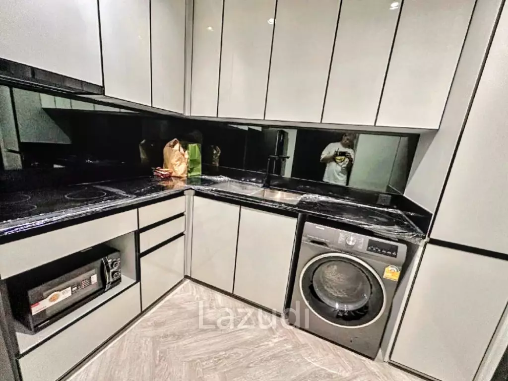 2 Bed 78 SQ.M Chapter Charoennakorn-Riverside