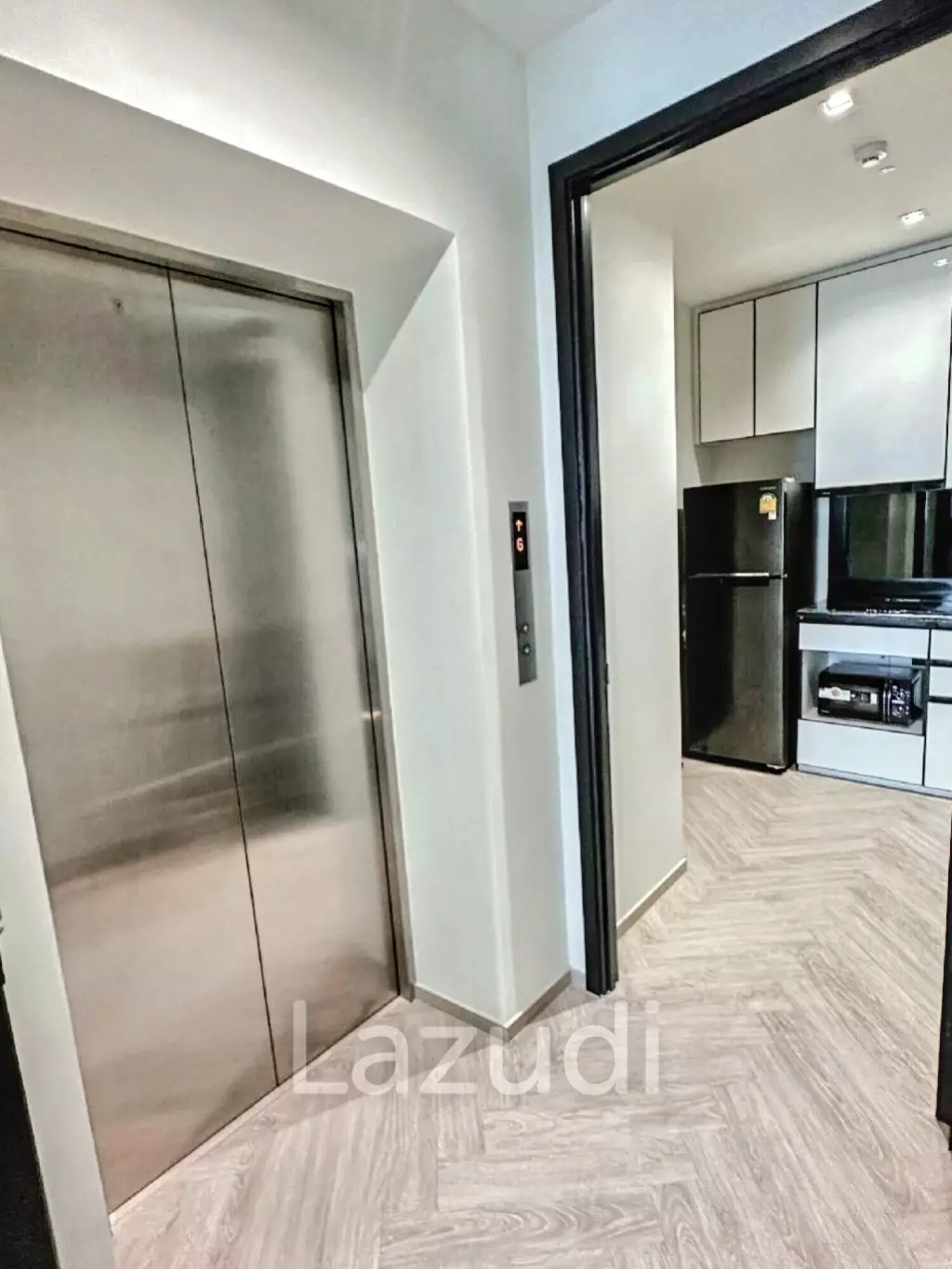 2 Bed 78 SQ.M Chapter Charoennakorn-Riverside