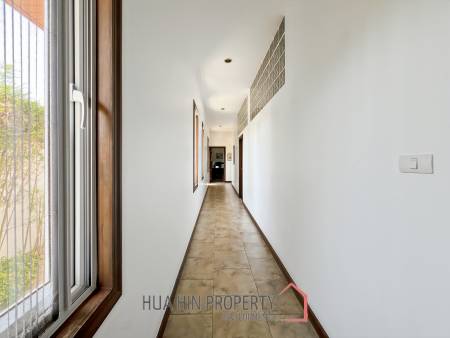 Orchid Palm Homes 3: Exquisite 3-Bed Villa with Pool