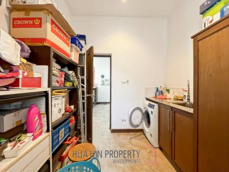 Orchid Palm Homes 3: Exquisite 3-Bed Villa with Pool