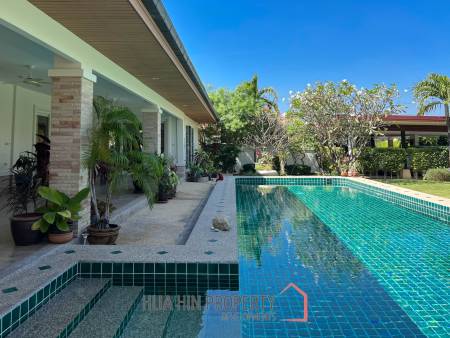 Orchid Palm Homes 3: Exquisite 3-Bed Villa with Pool
