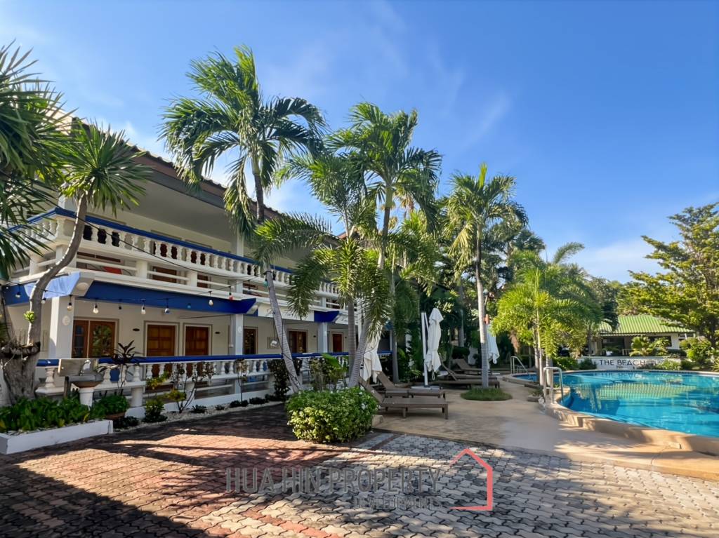 Stunning Beachside Boutique Resort in Pak Nam Pran