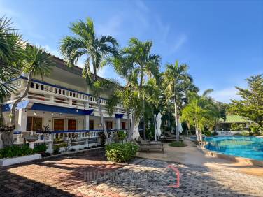 Stunning Beachside Boutique Resort in Pak Nam Pran