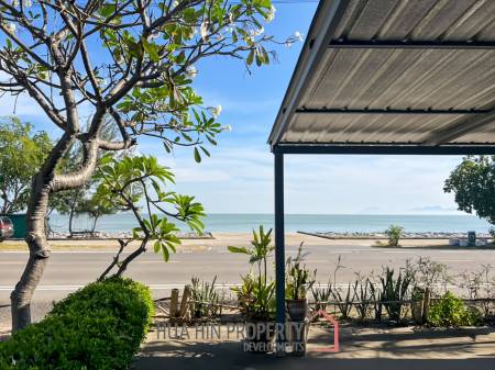 Stunning Beachside Boutique Resort in Pak Nam Pran
