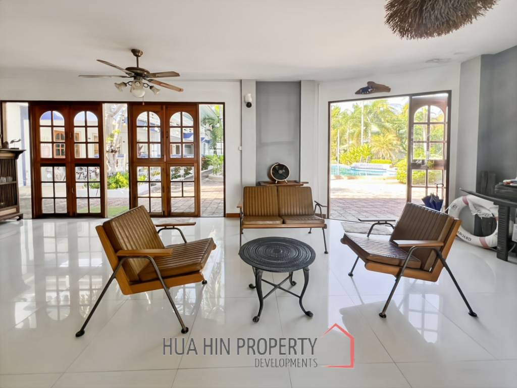 Stunning Beachside Boutique Resort in Pak Nam Pran