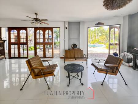 Stunning Beachside Boutique Resort in Pak Nam Pran