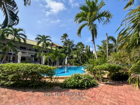 Stunning Beachside Boutique Resort in Pak Nam Pran