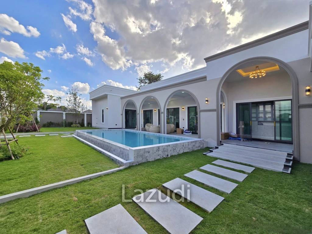 4 Beds 5 Baths 227 SQ.M. Private Pool Villa Pattaya