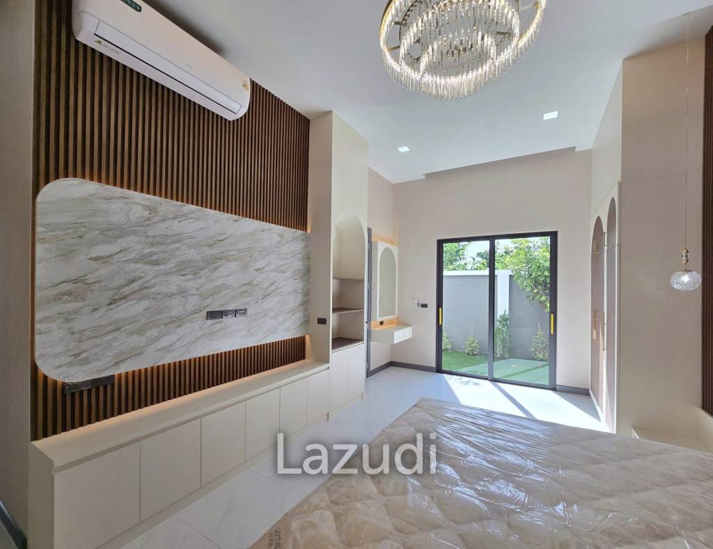 4 Beds 5 Baths 227 SQ.M. Private Pool Villa Pattaya