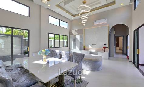 4 Beds 5 Baths 227 SQ.M. Private Pool Villa Pattaya