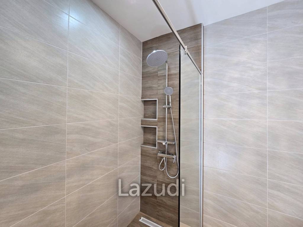4 Beds 5 Baths 227 SQ.M. Private Pool Villa Pattaya