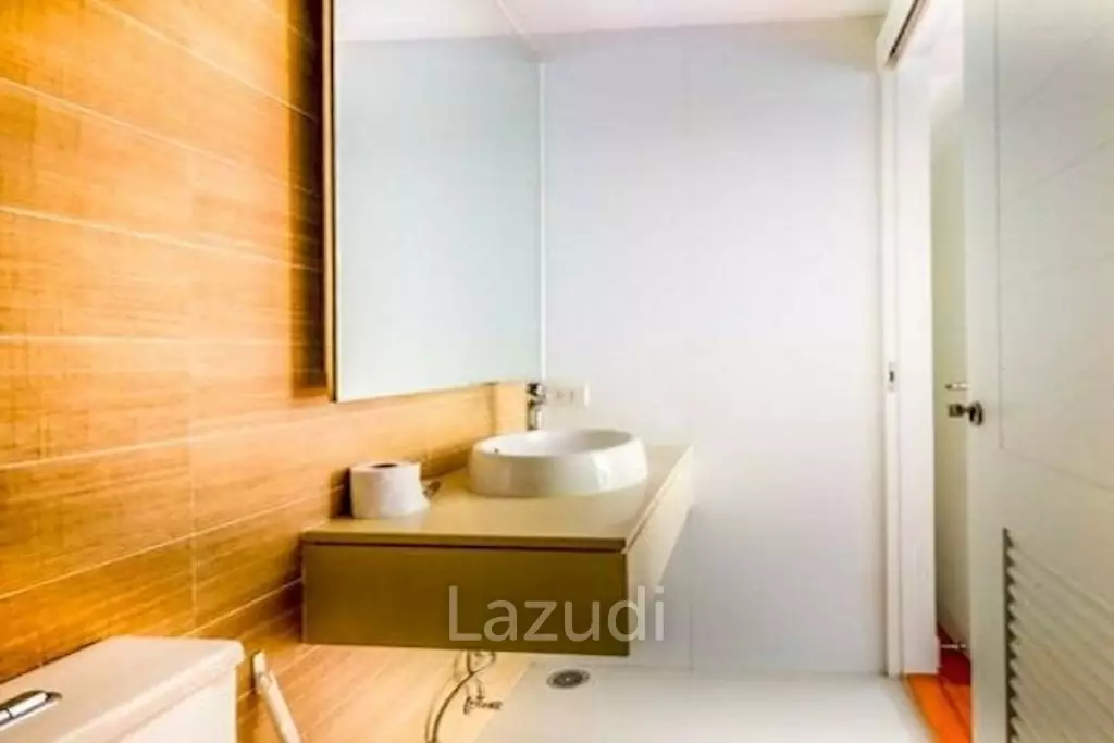 Elegant 2 Bed 65 SQM Beachfront Condo