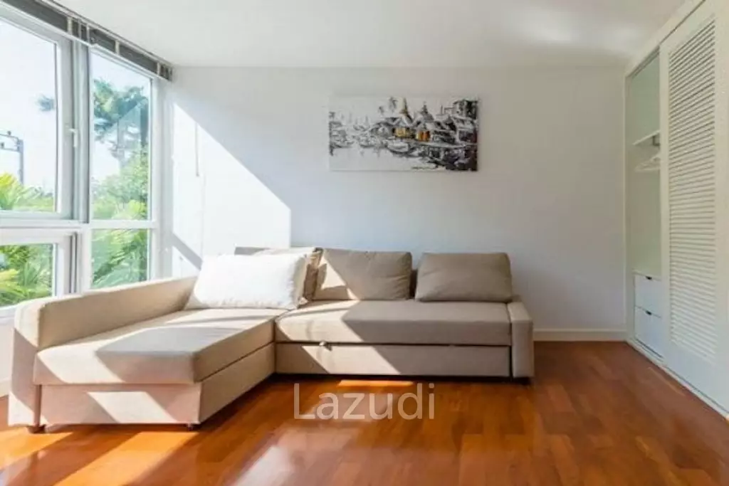 Elegant 2 Bed 65 SQM Beachfront Condo