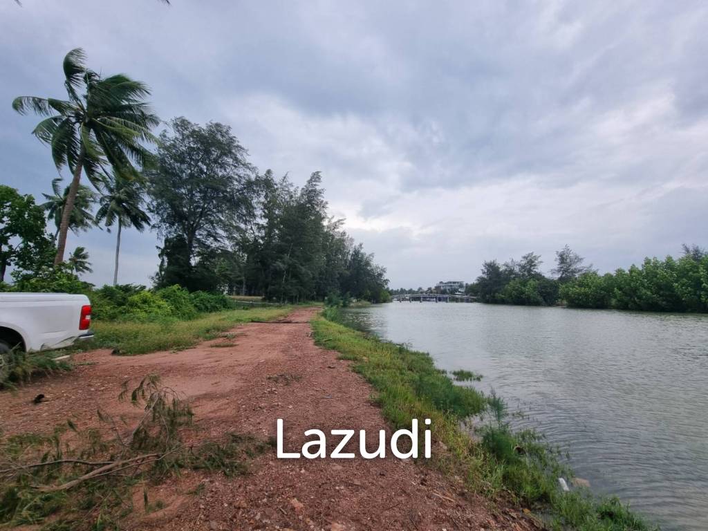 Beachfront Land for sale at Bangsaphan , Prachuapkhirikhun