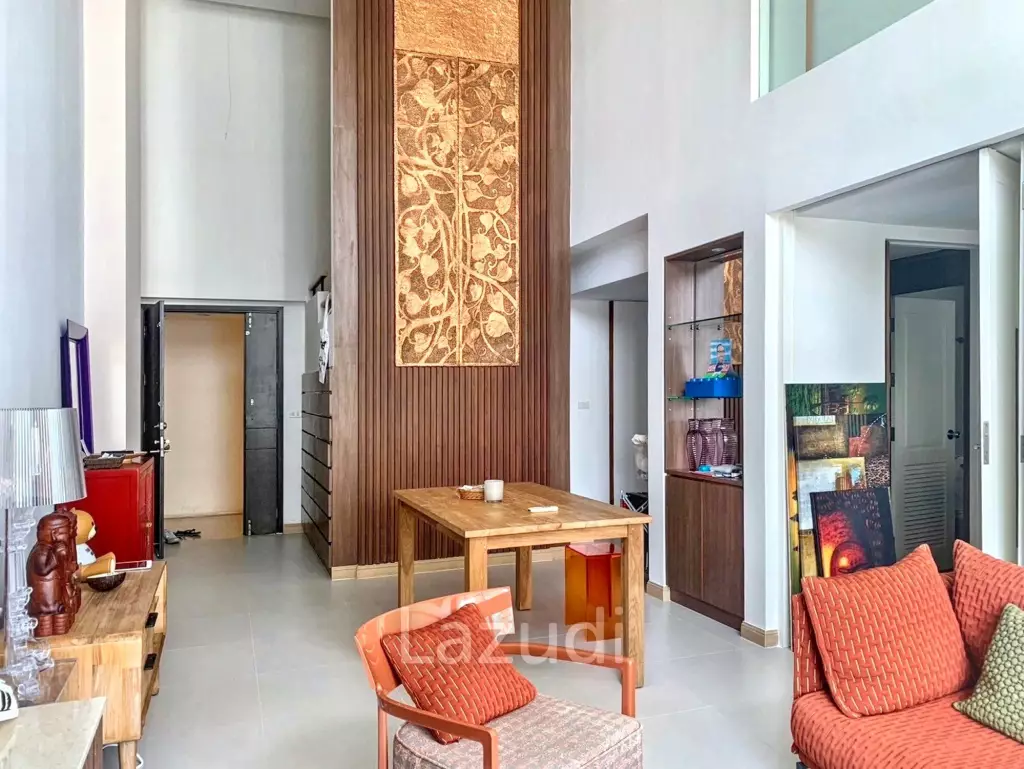 2 Bed 2 Bath 120 SQM. The Rajdamri Condominium
