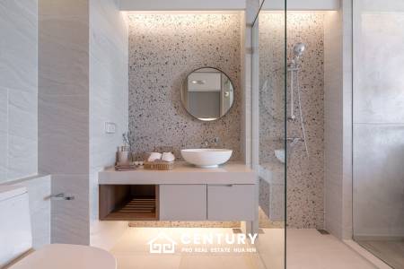 Luxurious Ocean View Condo in Hua Hin