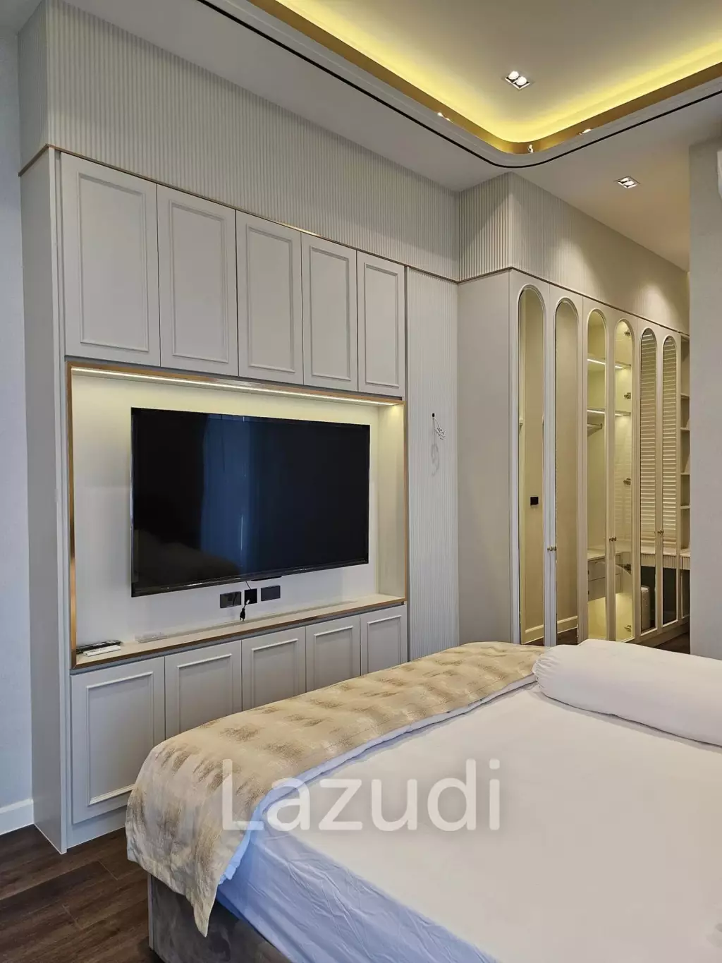 4 Bed 5 Bath 441 SQ.M Bangkok Boulevard Bangna KM.5