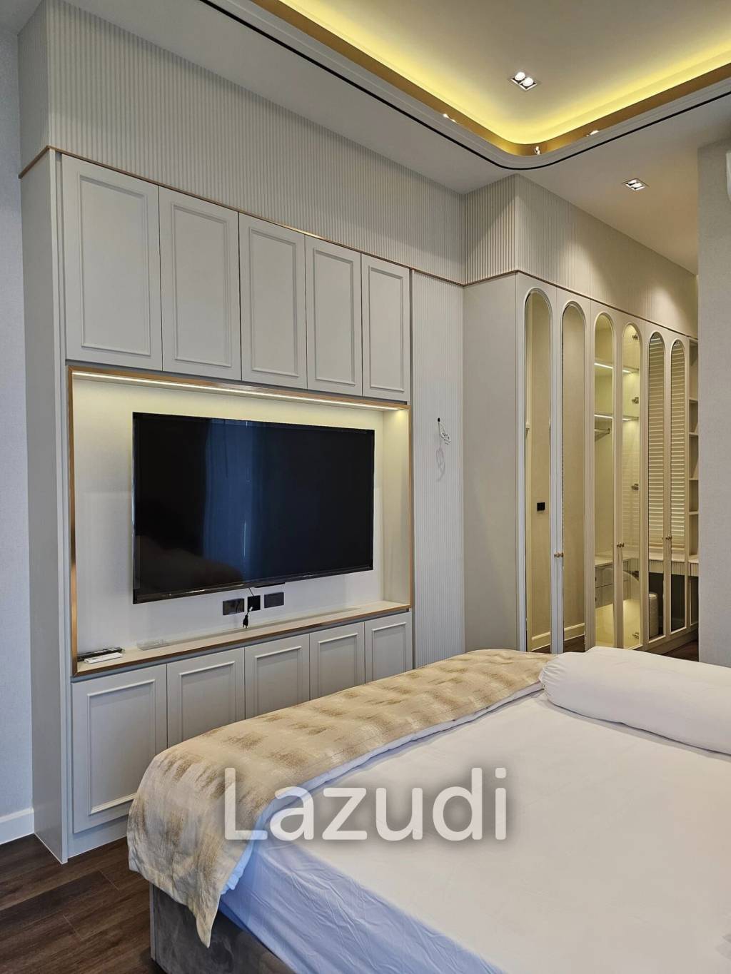 4 Bed 5 Bath 441 SQ.M Bangkok Boulevard Bangna KM.5