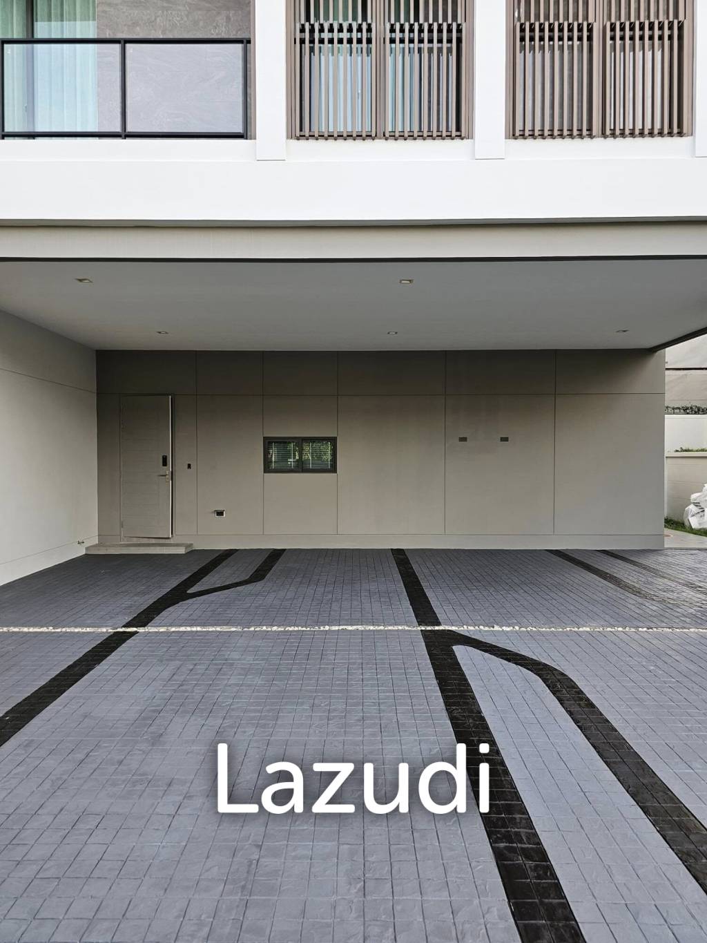 4 Bed 5 Bath 441 SQ.M Bangkok Boulevard Bangna KM.5