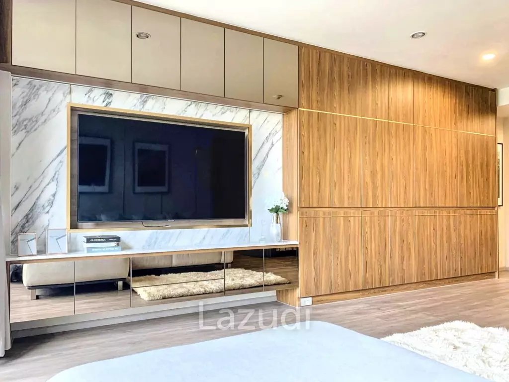 2 Beds 95 SQ.M Noble Above Wireless-Ruamrudee