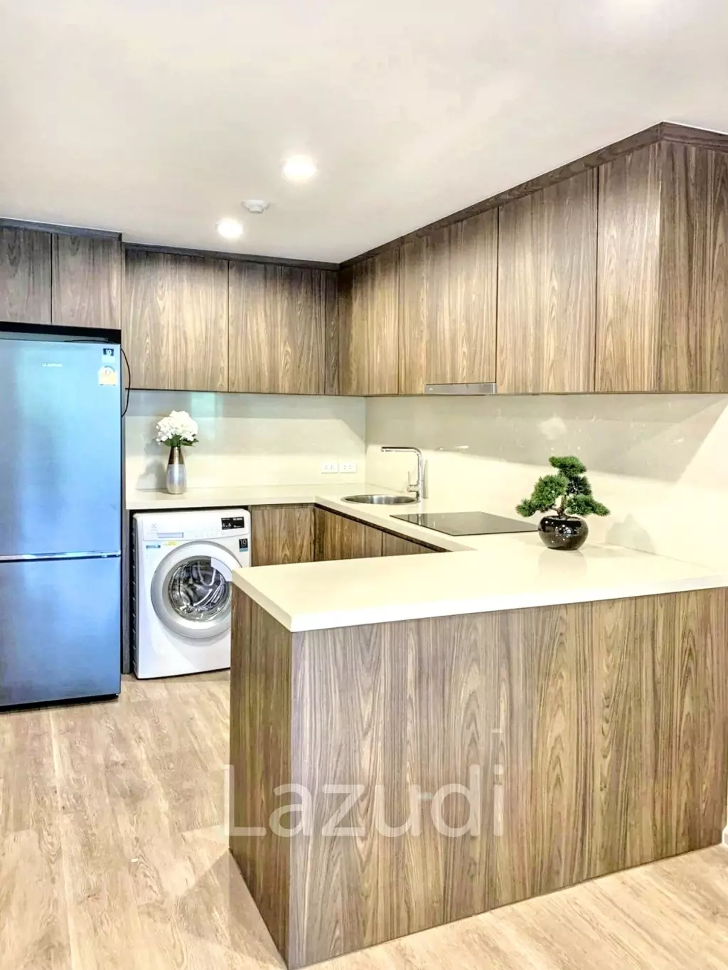 2 Beds 95 SQ.M Noble Above Wireless-Ruamrudee