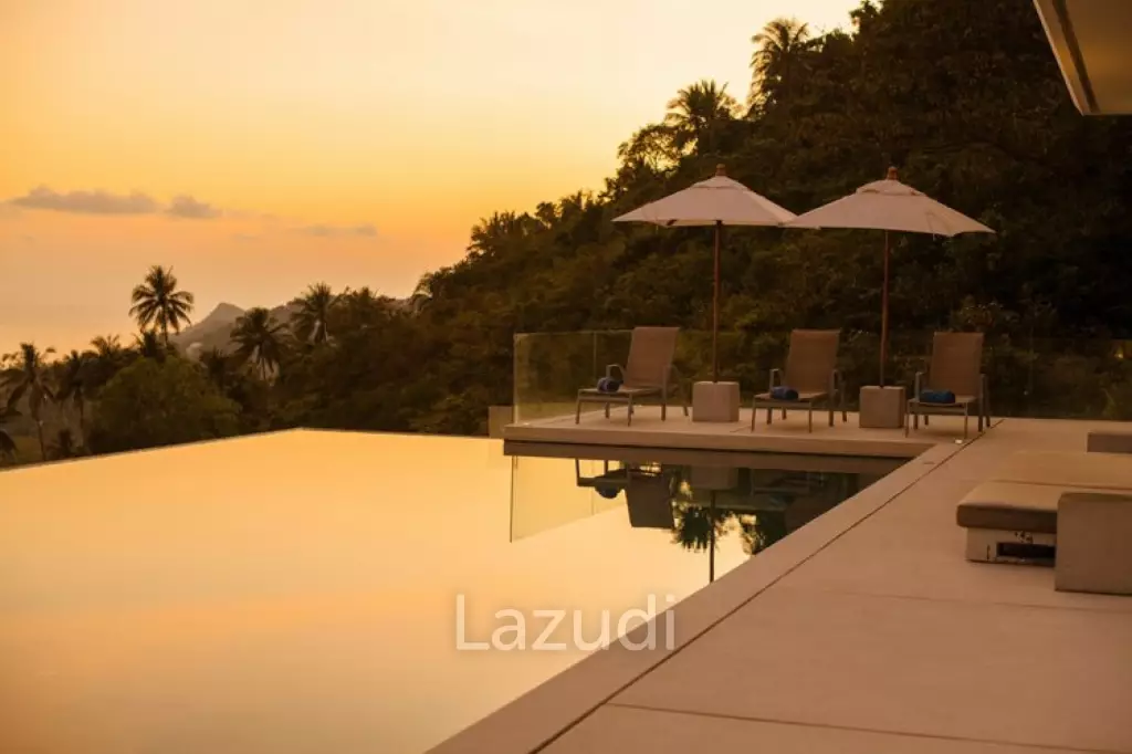 Paradise Awaits: Ultra-Luxury Villa with Ocean Views in Bang Por