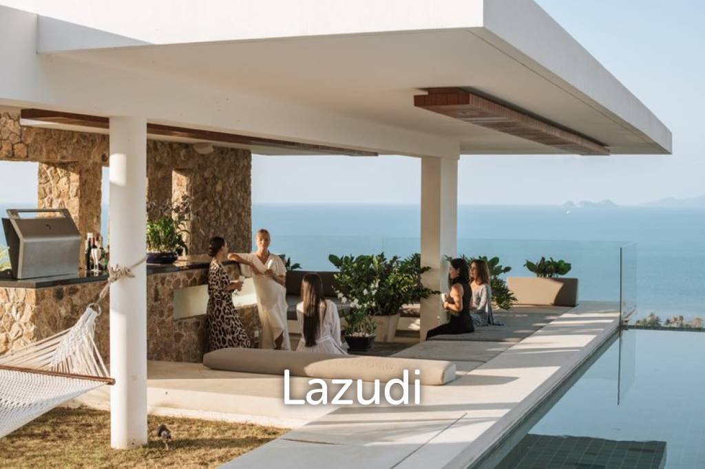Paradise Awaits: Ultra-Luxury Villa with Ocean Views in Bang Por