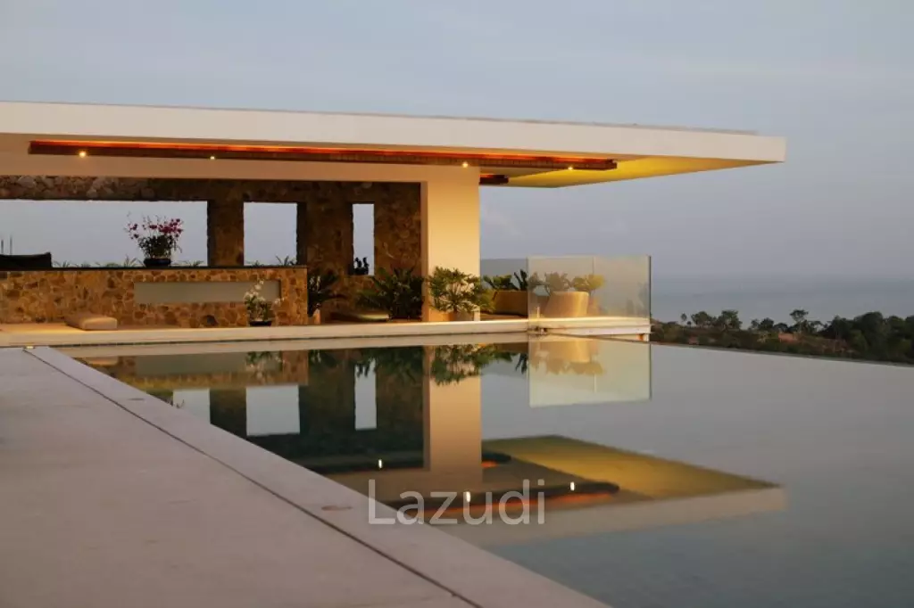 Paradise Awaits: Ultra-Luxury Villa with Ocean Views in Bang Por