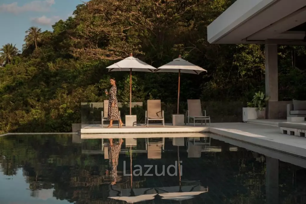 Paradise Awaits: Ultra-Luxury Villa with Ocean Views in Bang Por