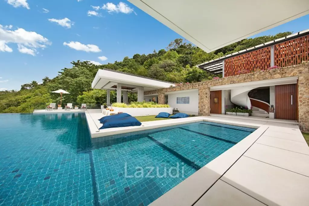 Paradise Awaits: Ultra-Luxury Villa with Ocean Views in Bang Por