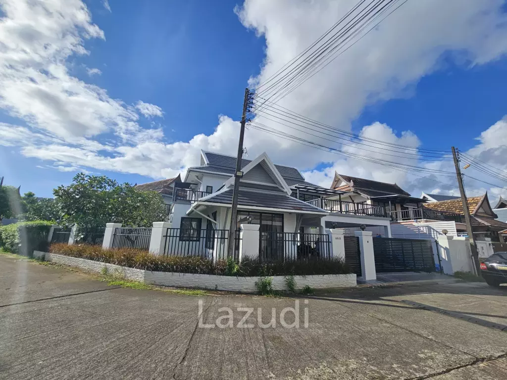 Newly Renovated 4 Bedroom Pool Villa In Chalong