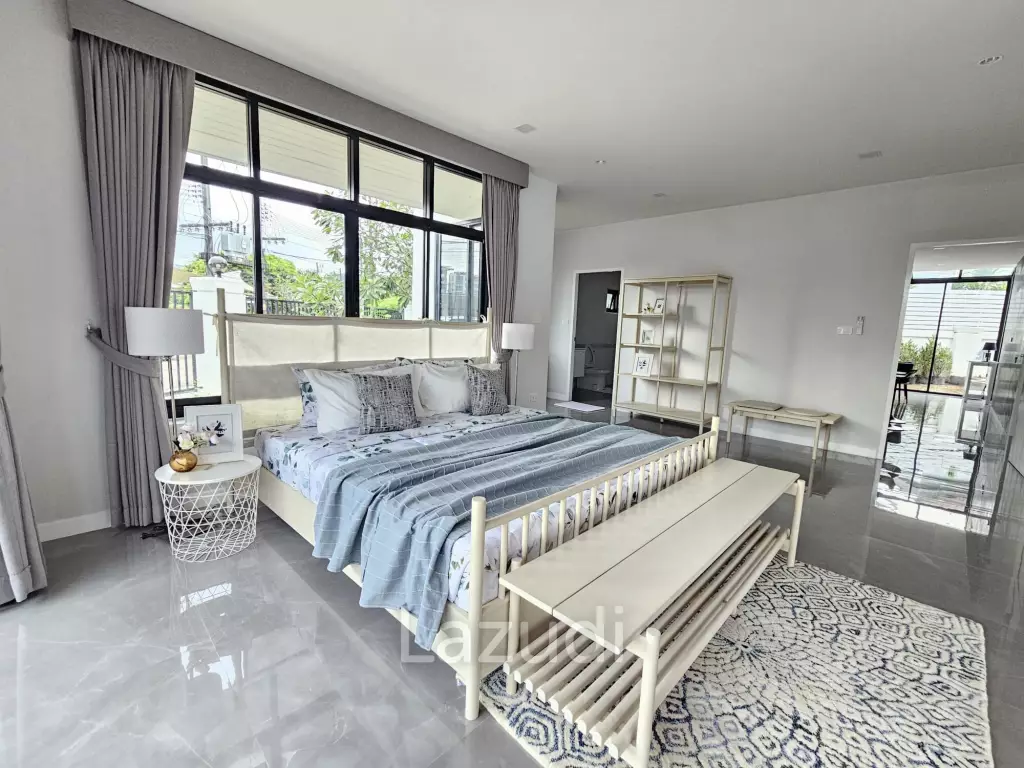 Newly Renovated 4 Bedroom Pool Villa In Chalong