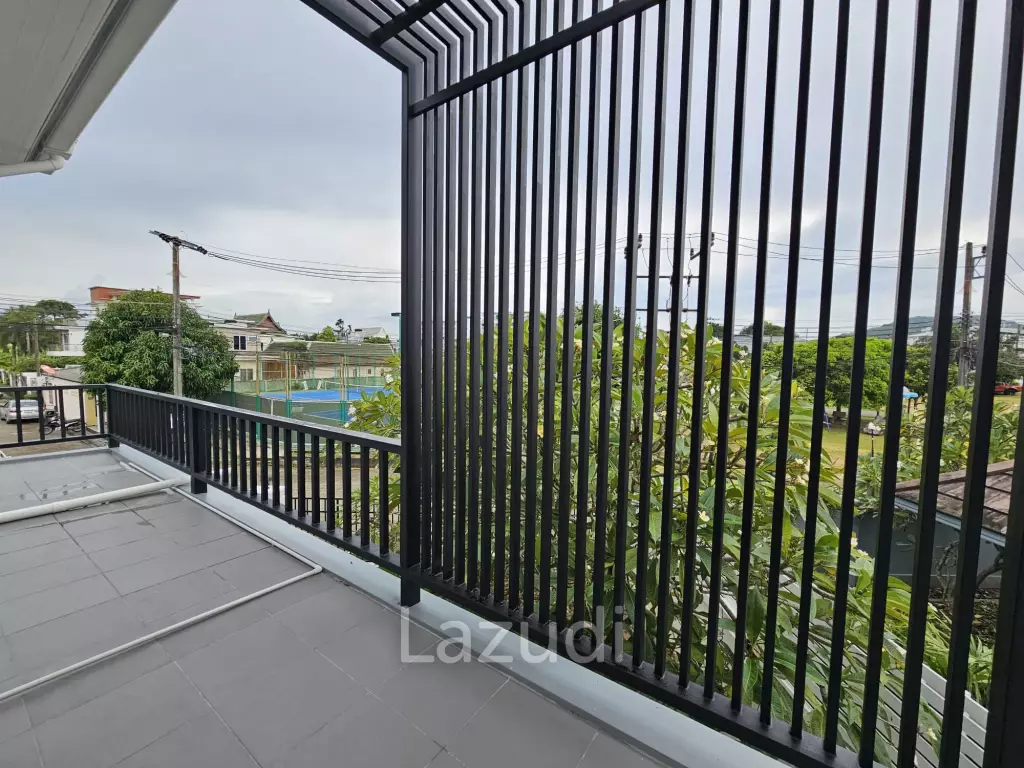 Newly Renovated 4 Bedroom Pool Villa In Chalong